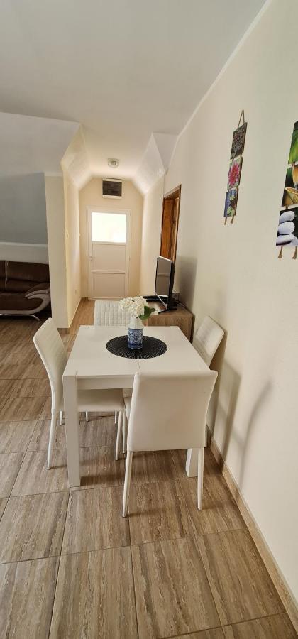 Apartman Nina2 Risan Extérieur photo