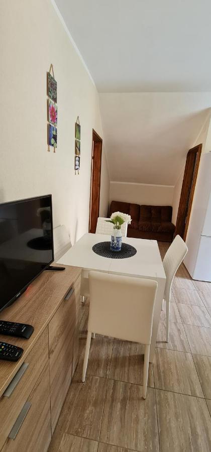 Apartman Nina2 Risan Extérieur photo