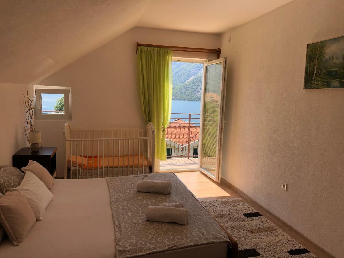 Apartman Nina2 Risan Extérieur photo